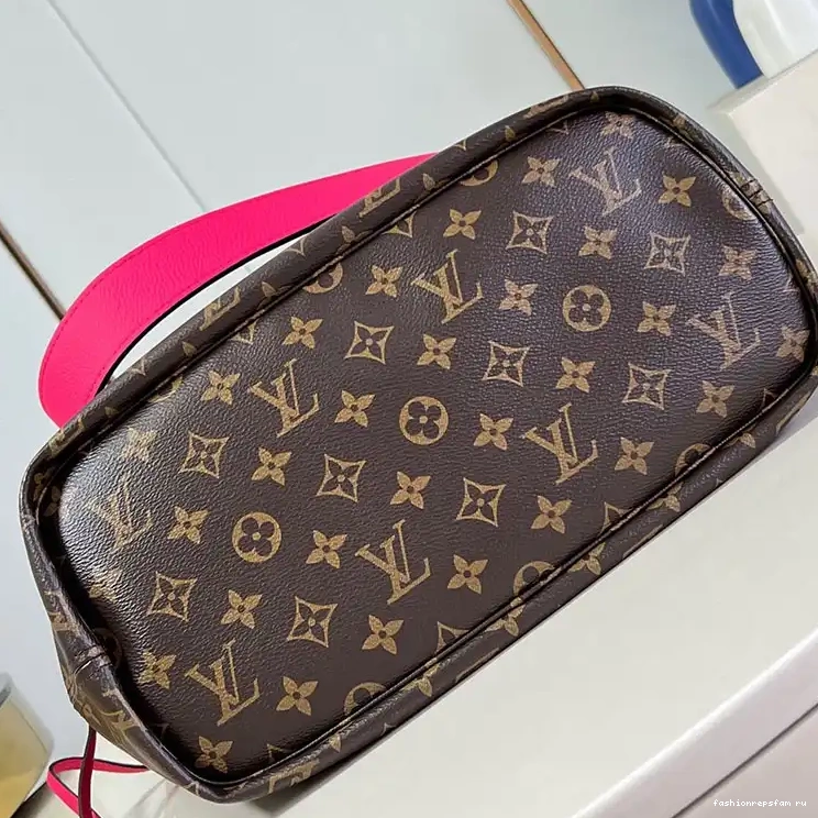 Fashionrepsfam ru Bags 2410YA0157 LV 0723